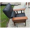 Image 3 : VINTAGE LEATHER AND WOOD CHAIR WITH STORAGE