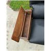 Image 8 : VINTAGE LEATHER AND WOOD CHAIR WITH STORAGE