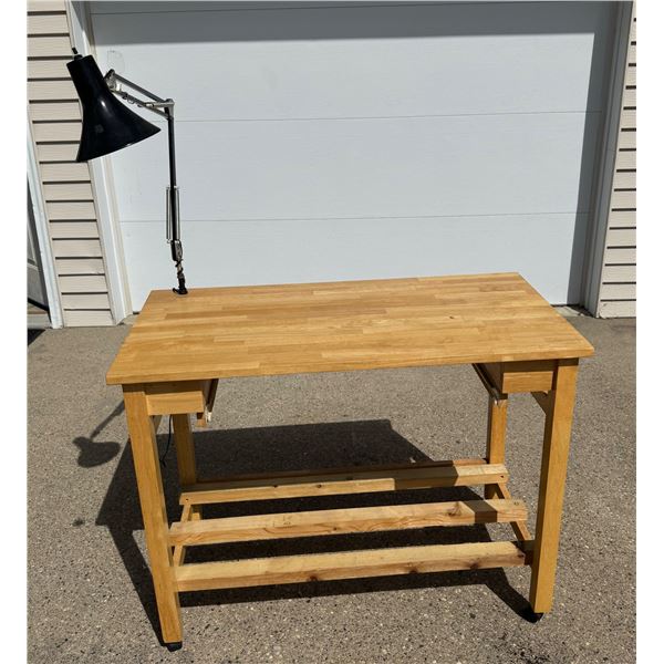 PROJECT TABLE WITH LAMP