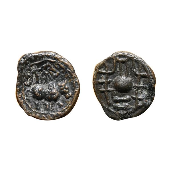Early medieval Maharashtra, Khandesh region - 'bull' type alloyed copper coin of 'Vishnukundin' fabr