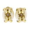 Image 6 : Solid 18K Yellow Gold 19.1x15.7mm White Open Coral Button Clip On Earrings