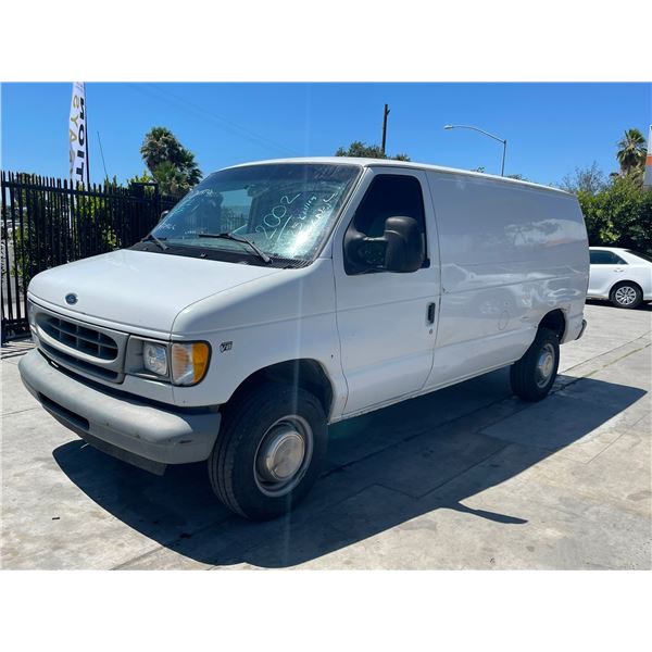 FORD E350 2002 T-DONATION