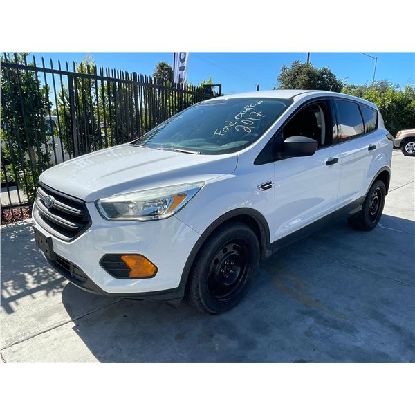 FORD ESCAPE 2017 T-REPO 2 DAYS