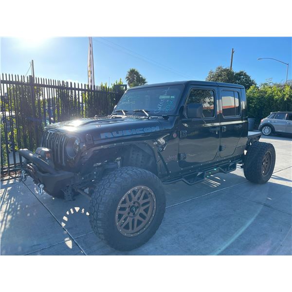 JEEP GLADIATOR 2020 O/S TITLE 2 DAYS