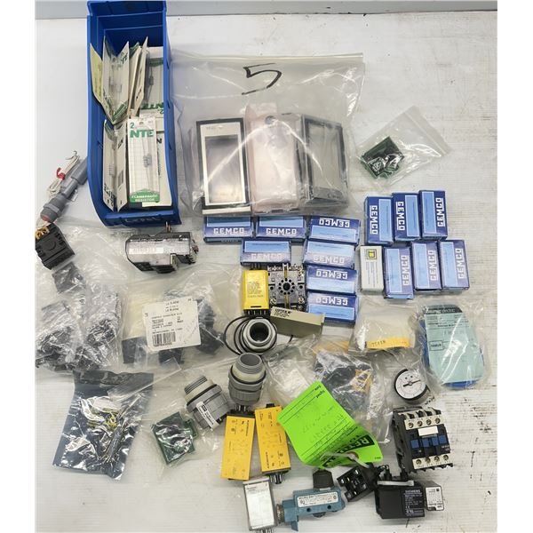 Lot of Misc. Siemens, Allen Bradley, NTE, Gemco, Hubbel Items Plus More+++