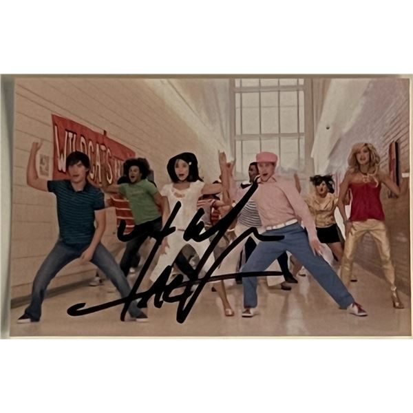 High School Musical Zac Efron Signed Photo.