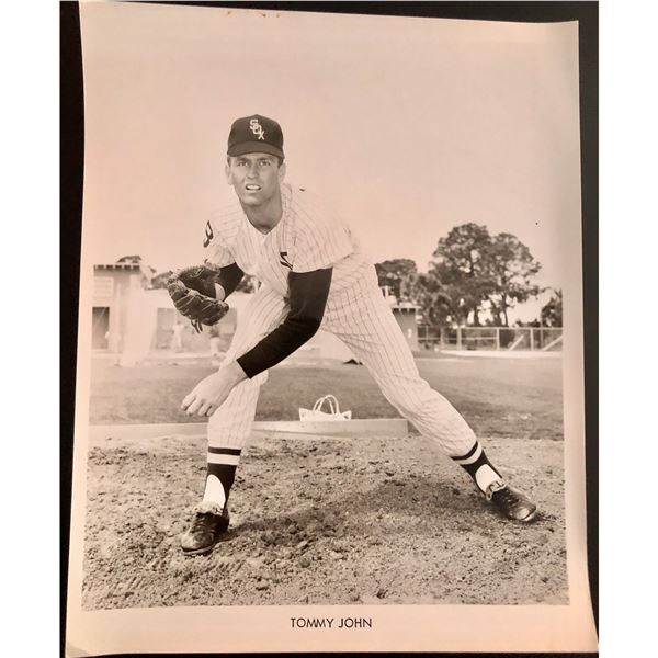 1967 CHICAGO WHITE SOX 8"x10" PUBLICITY PHOTO - TOMMY JOHN