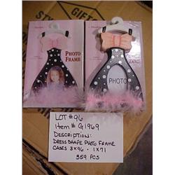 DRESS SHAPE PHOTO FRAME