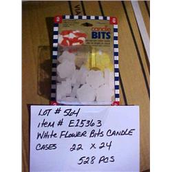 WHITE FLOWER BITS CANDLE