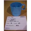 Image 1 : BLUE PLASTIC MUG