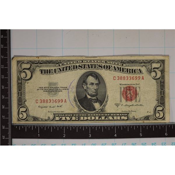 1953-B US $5 RED SEAL NOTE. INK STAMP ON THE OBV.