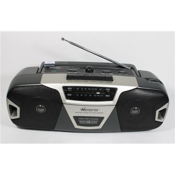 MEMOREX AM/FM CASSETTE RECORDER