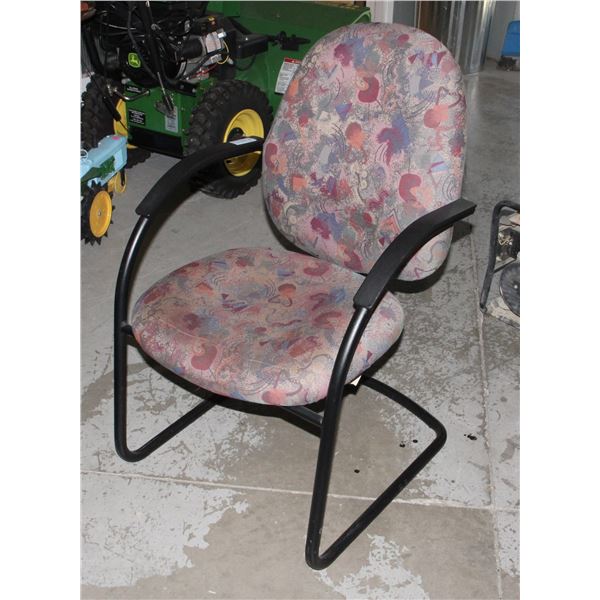 COMMERCIAL QUALITY CHAIR
