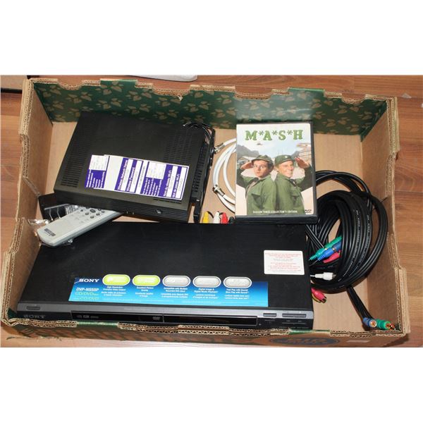 FLAT OF ELECTRONICS INCLUDING SONY DVD PLAYER