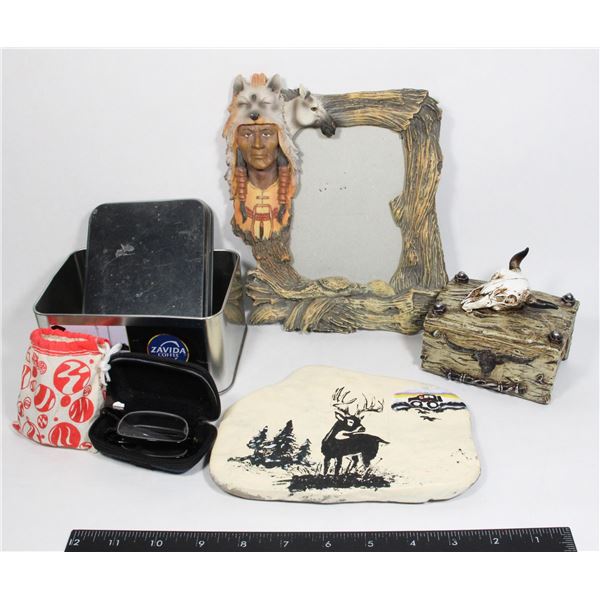 LOT OF ANIMAL THEMED DECOR ITEMS