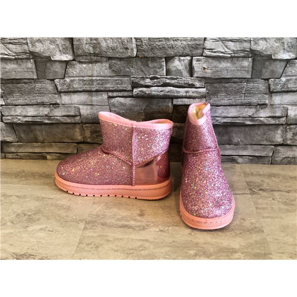 Girls Warm Winter Boots - Sparkly Pink - Youth Size 2 - Brand New