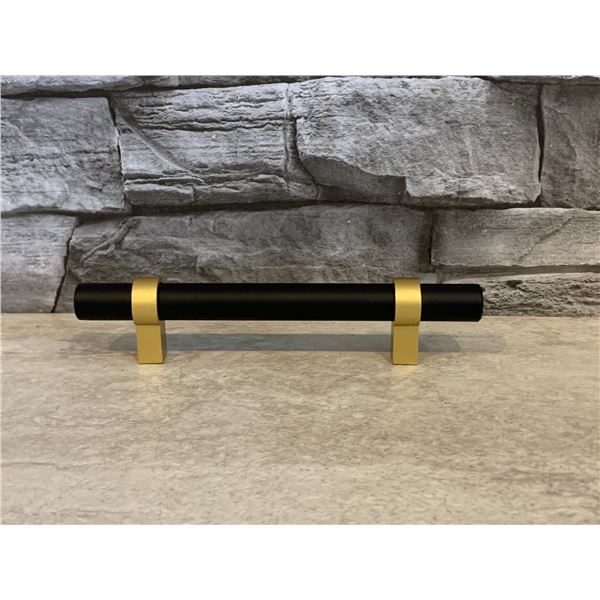 Goldenwarm Cabinet Hardware - Handles - 10 Pcs - Black with Gold - Brand New