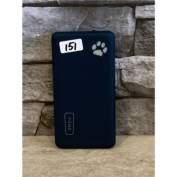 INIU Power Bank with built in Flashlight - Model #: BI-B41 - 10000mAh - Blue