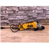 Image 3 : DeWalt Angle Grinder - 4 1/2" - Model #:D28402