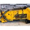 Image 4 : DeWalt Angle Grinder - 4 1/2" - Model #:D28402