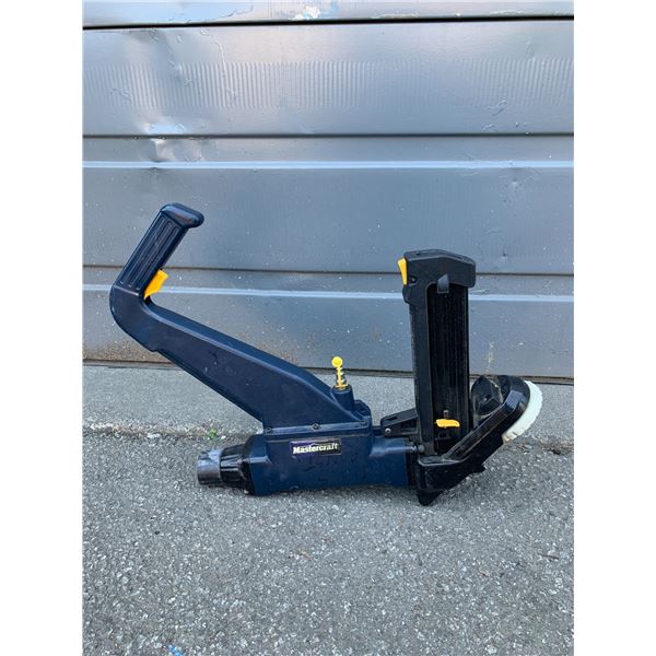 MasterCraft 3-in-1 Pneumatic Flooring Nailer - Model #: 058-8551-4 - Untested
