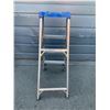 Image 2 : Lite Brand Aluminum 4-Step Ladder - 4 ft Tall - Model #: LP50497