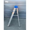Image 4 : Lite Brand Aluminum 4-Step Ladder - 4 ft Tall - Model #: LP50497