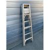 Image 4 : Pacific Aluminum Ladder - 6ft Tall - 5 Steps