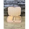 Image 1 : Portable Jewelry Case - Light Pink - Brand New