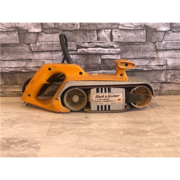 Black & Decker Belt Sander - Model #: 7450 - Tested