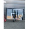 Image 6 : Basketball Hoop & Backboard