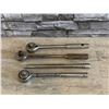 Image 1 : Lot of 3 Ratchets & 1 Extension