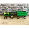 Image 10 : Vintage Tonka John Deere Tractor & Trailer - Pressed Steel - Model #: XMB-975 - Green
