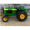 Image 2 : Vintage Tonka John Deere Tractor & Trailer - Pressed Steel - Model #: XMB-975 - Green