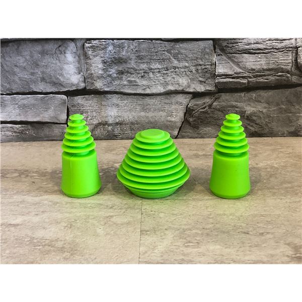 Lot of 4 - Silicone Cleaning Plugs - 3 Pcs - Green - Brand New