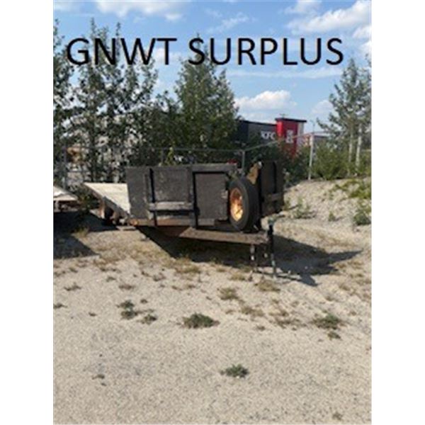 TANDEM AXLE TRAILER