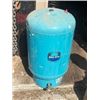 Image 1 : Pressure Tank