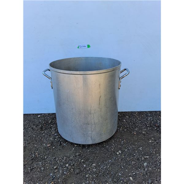 **Aluminum Stock Pot, No Lid,  20" x 16.5" x 17.5", Cannot Ship