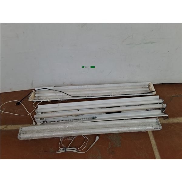 *(3) Fluorescent Lights Up to 49.5" Long x 4" Wide x 8.5" Tall- As Is, Cannot Ship