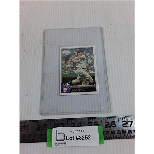 Topps Lineage Mickey Mantle Insert Collector Card- Authenticity Not Guaranteed