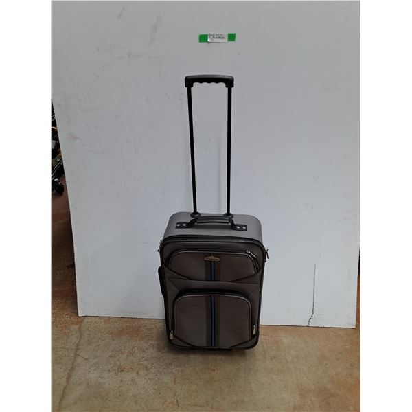 Cambridge Travel Case 22" x 14" x 8",  Pickup Preferred