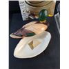 Image 2 : Anchor Glass Baking Tray, Pressure Cooker Recipes and Ceramic Duck Dish