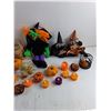 Image 4 : Various Halloween Decorations