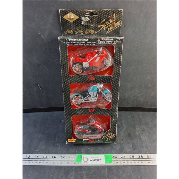 Maisto Special Edition 1:18 Die Cast Motorcycle Models