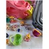 Image 5 : Littlest Pet Shop Toys and Beyblade Burst Turbo Trays