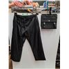 Image 1 : Insulated Pants - Size XXL & Mens Briefcase