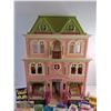 Image 2 : Fisher Price Doll House with Furniture 29" x 22" x 8"  -  PICK UP ONLY