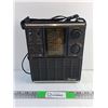 Image 1 : Vintage Detson AM/FM Radio - As Is