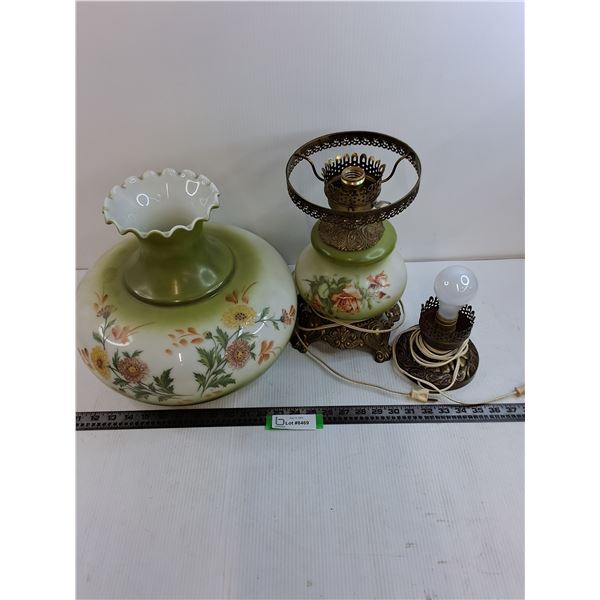 Vintage Porcelain/Brass Electric Table Lamp - No Power - As is - Pickup Only