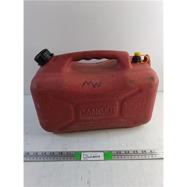 15L Gas Can - Comes with a 1/4 of Gas, Cannot Ship
